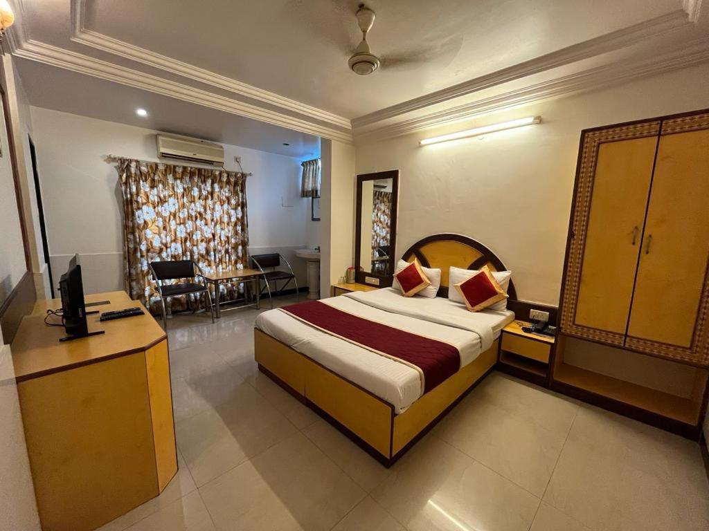 Ganga Sagar Hotel Bangalore Exterior foto